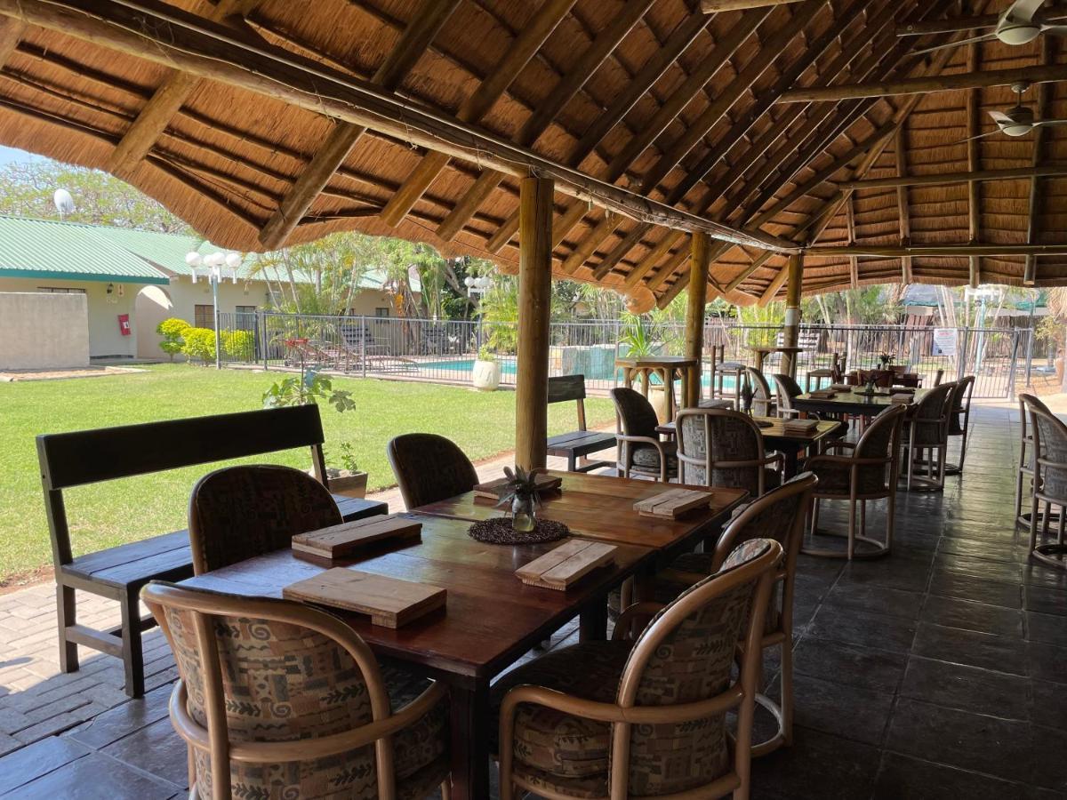 Buffalo Hotel Hectorspruit Exterior photo