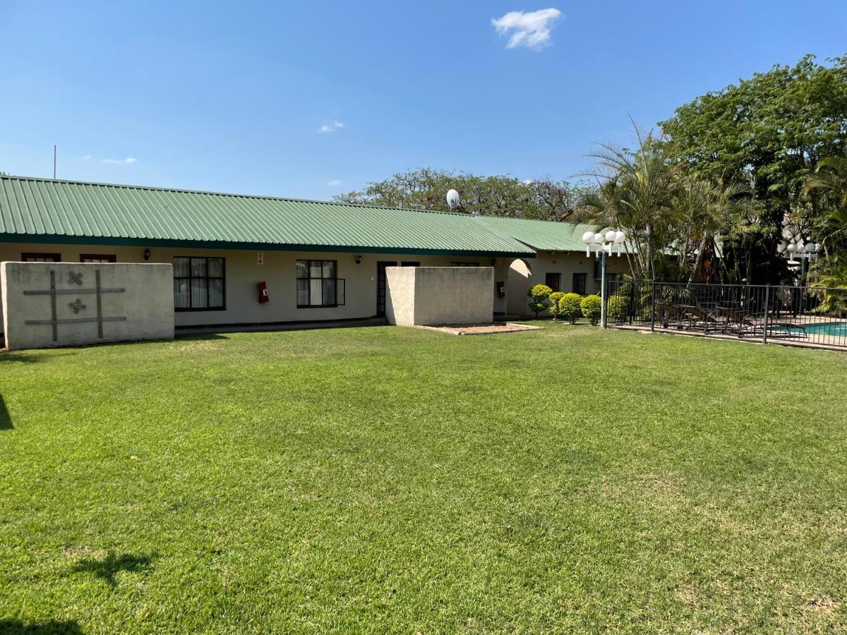 Buffalo Hotel Hectorspruit Exterior photo