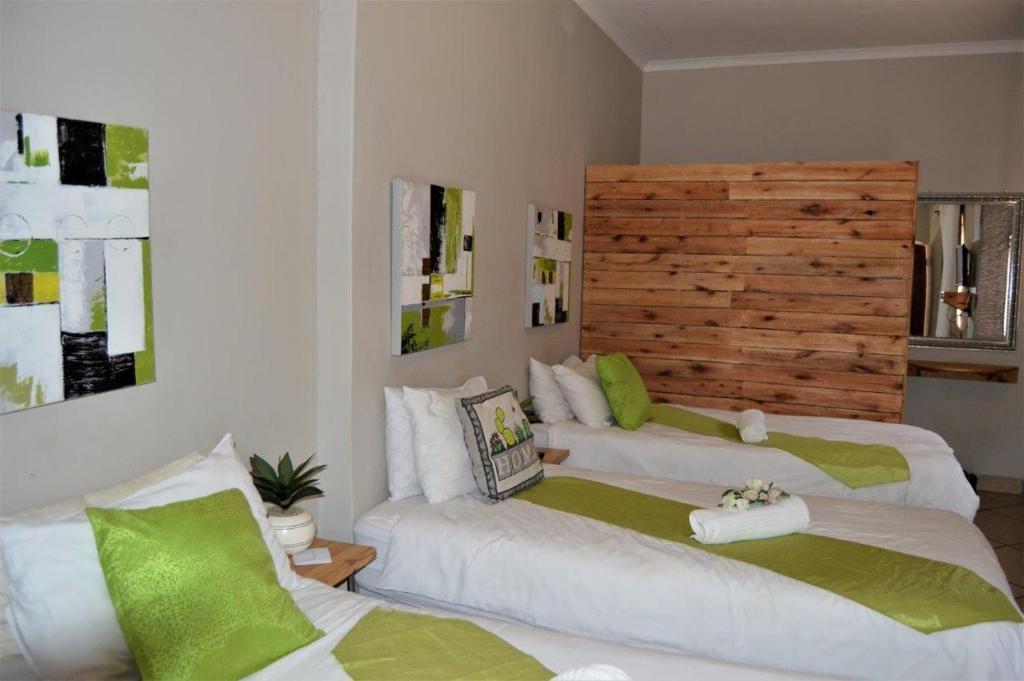 Buffalo Hotel Hectorspruit Exterior photo