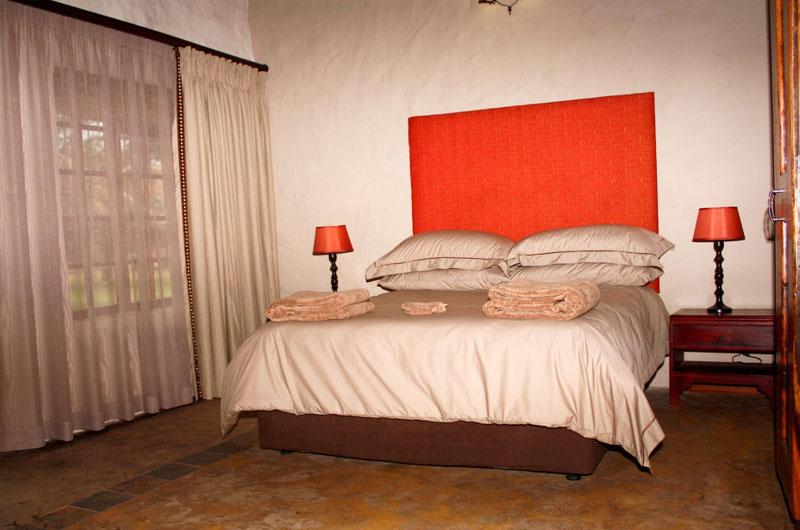 Buffalo Hotel Hectorspruit Exterior photo