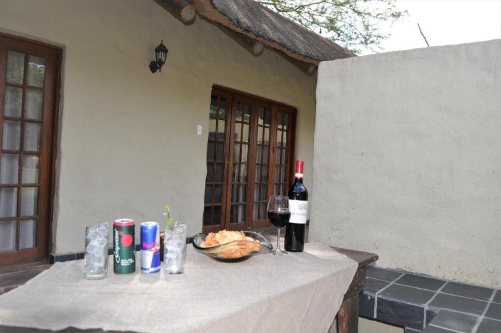 Buffalo Hotel Hectorspruit Exterior photo